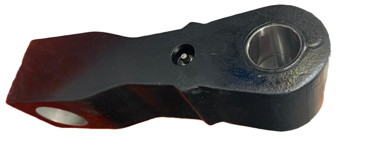VPM001 - BOOM LINK/ HANGER BRACKET 35/50 WITH GREASE NIPPLE